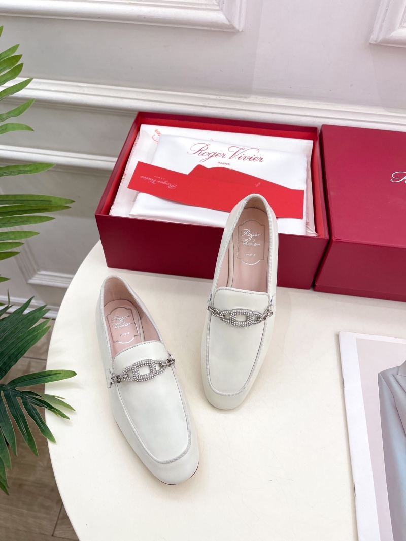 Roger Vivier flat shoes